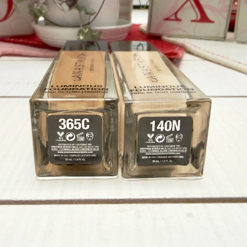 Anastasia Beverly Hills Luminous Foundation 365C 140N